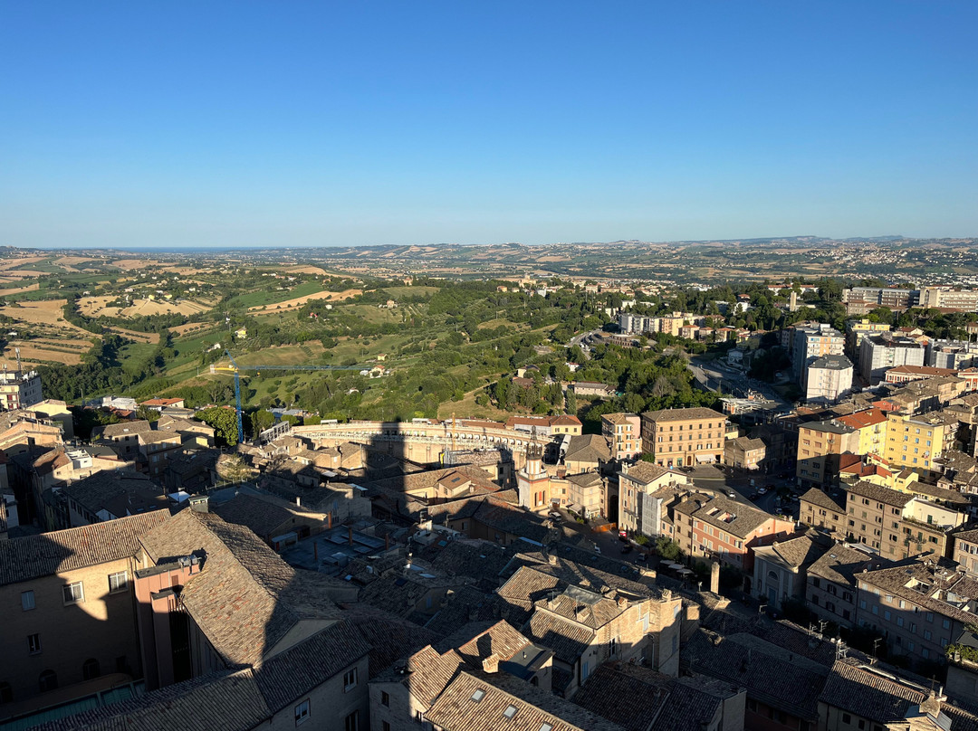 Torre Civica-马切拉塔必去景点