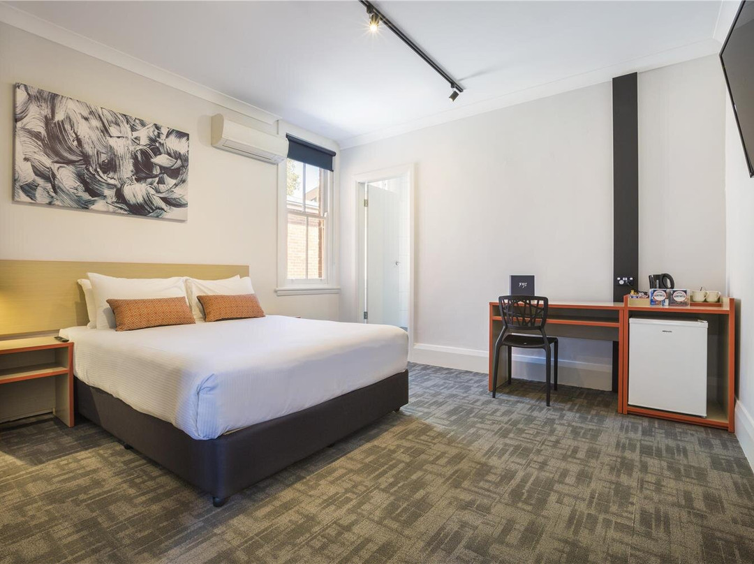 Auburn酒店住宿-Regents Park Hotel