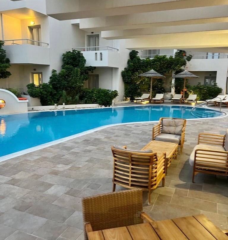 Parasol Luxury Hotel & Suites主图