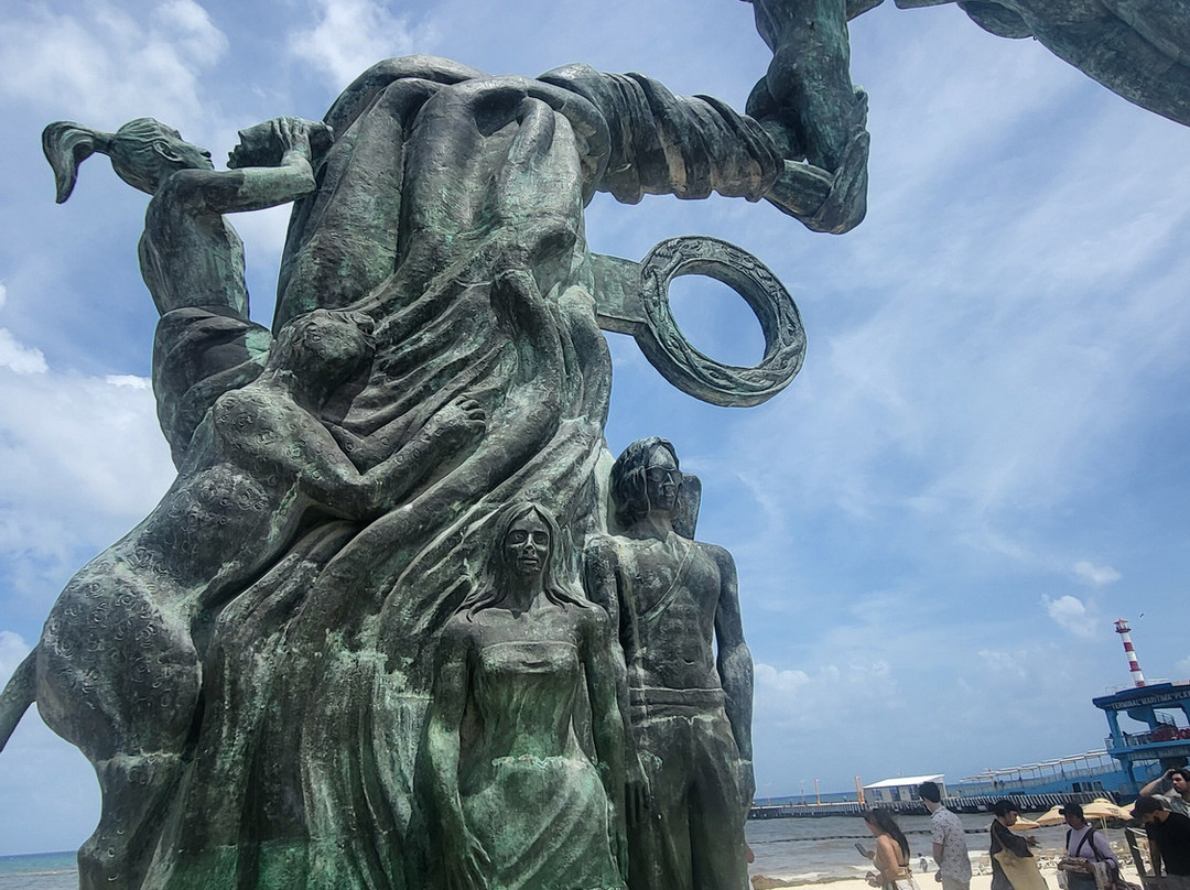 Parque Los Fundadores-普拉亚德尔卡曼必去景点