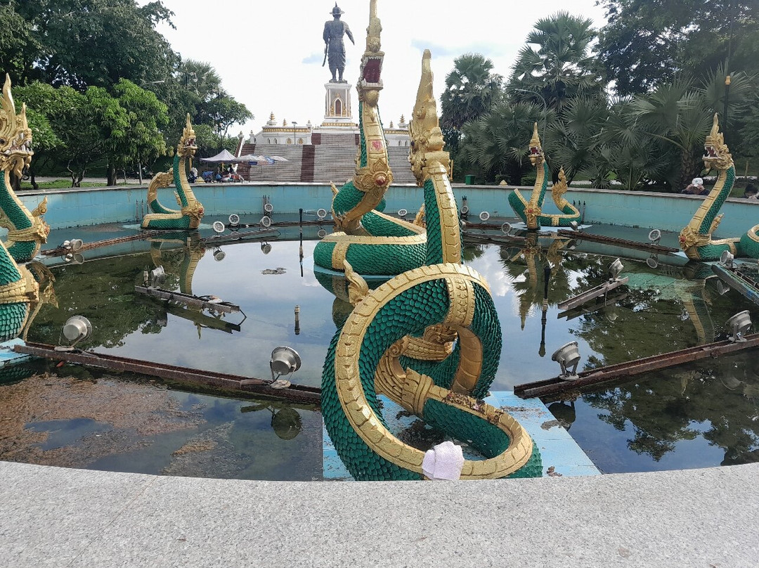 King Anouvong Statue-万象必去景点