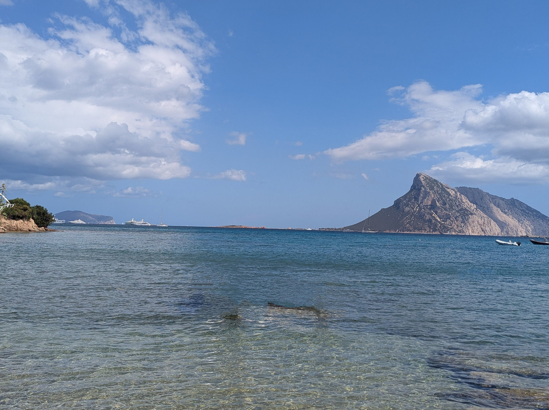 Cala Ghjlgolu-Loiri Porto San Paolo必去景点