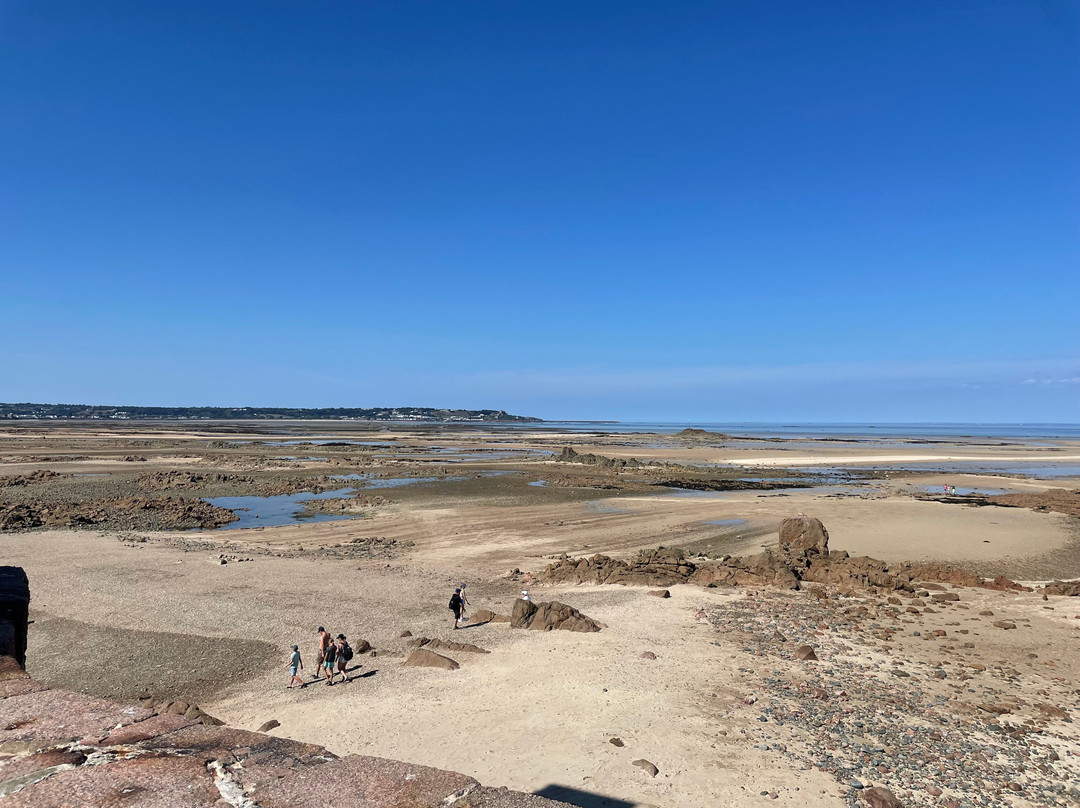 Jersey Kayak Adventures-St. Helier必去景点