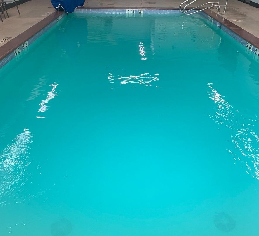 Evergreen Inn And Suites主图