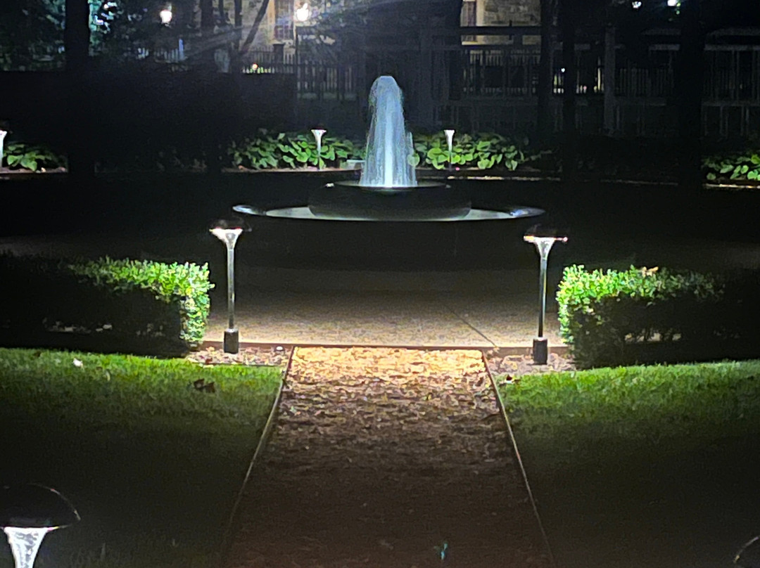 Haunted New Harmony Ghost Walks-New Harmony必去景点