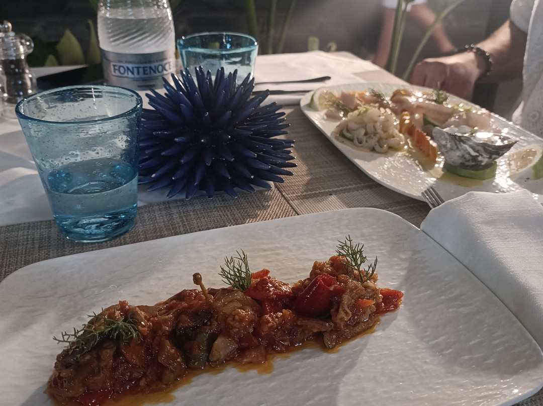 Mari Criu Restaurant