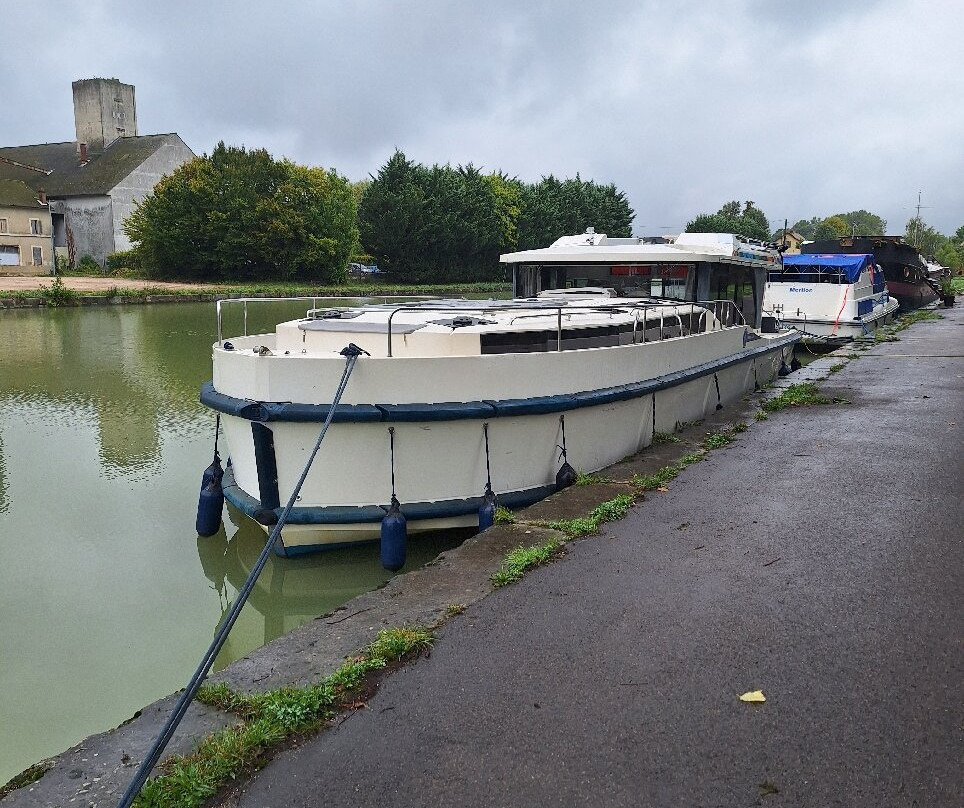 Le Boat - Migennes-Migennes必去景点