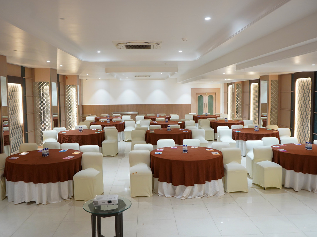 Parli Vaijnath酒店住宿-Grand Sarovar Portico