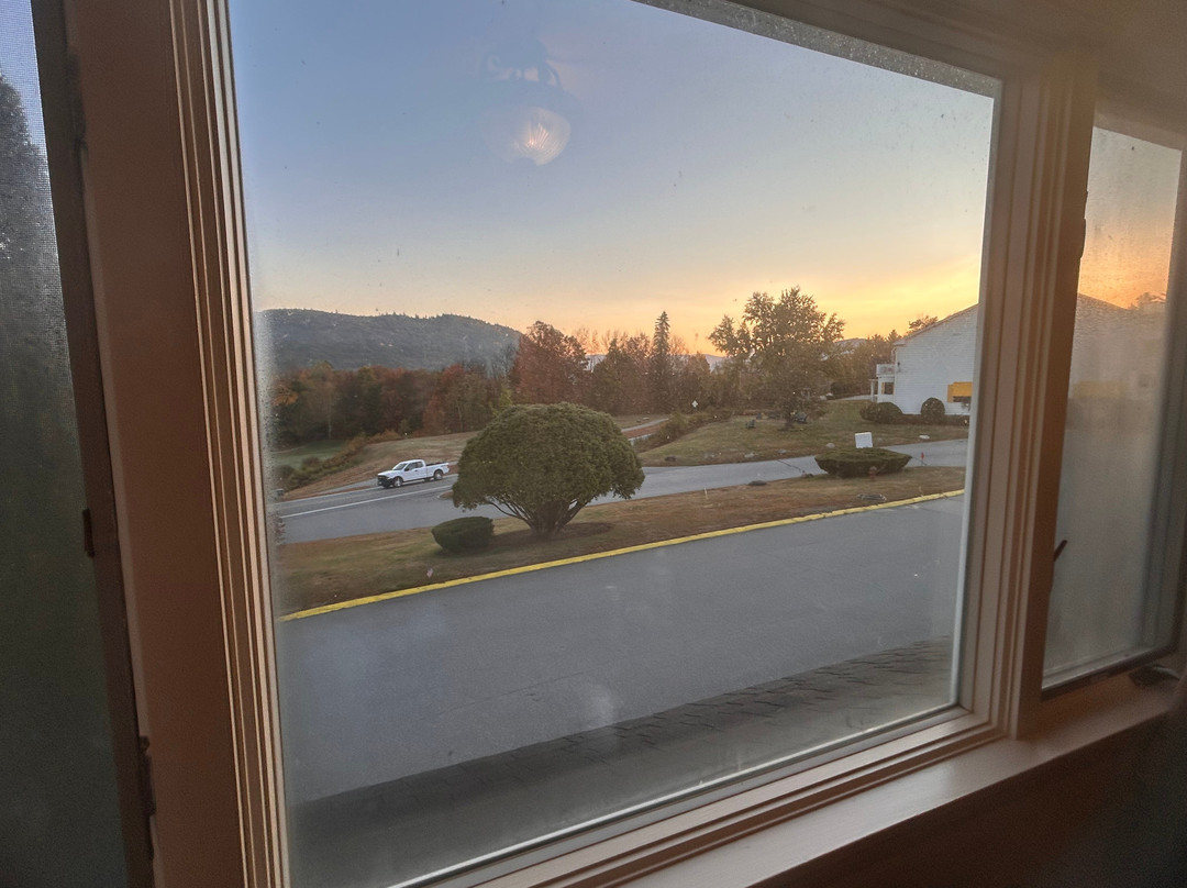 Town & Country Inn And Resort主图