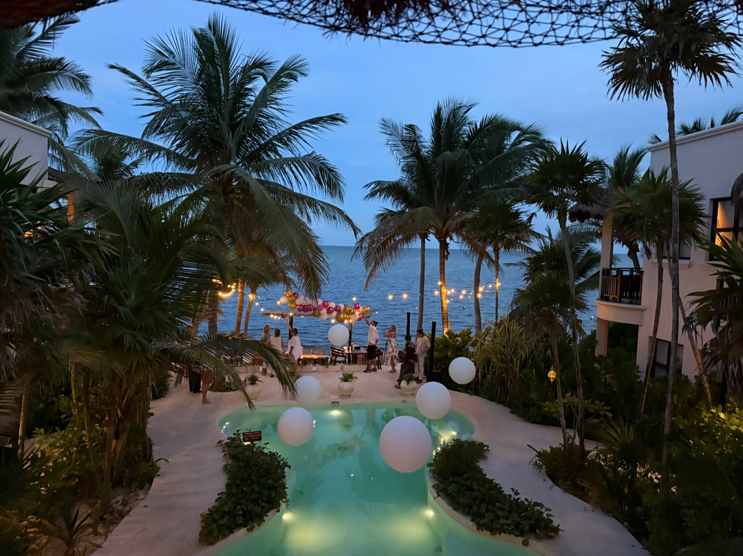 Mantaray Tulum Hotel