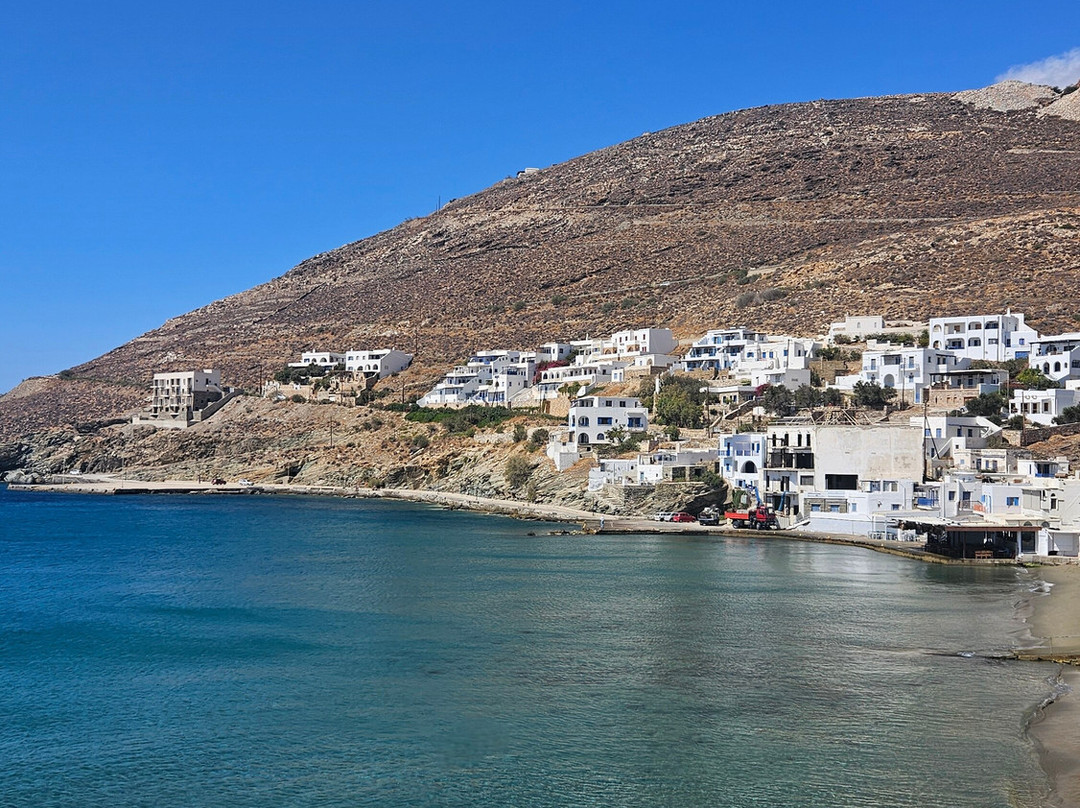 Paralia Isternion-Ormos Isternion必去景点