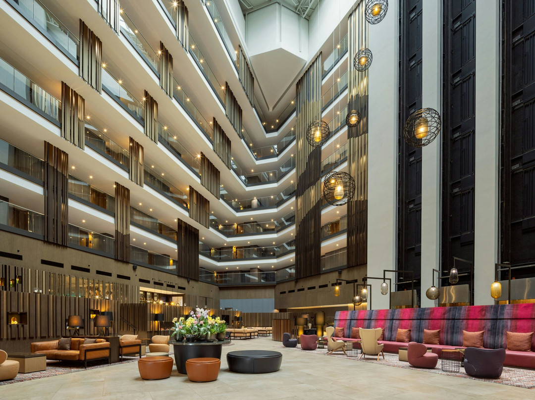 Sheraton Grand Tbilisi Metechi Palace
