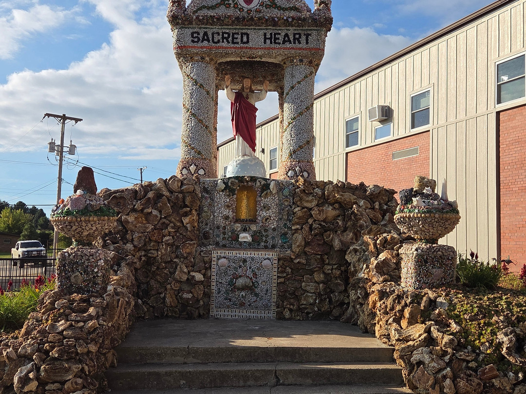 Dickeyville Grotto-Dickeyville必去景点