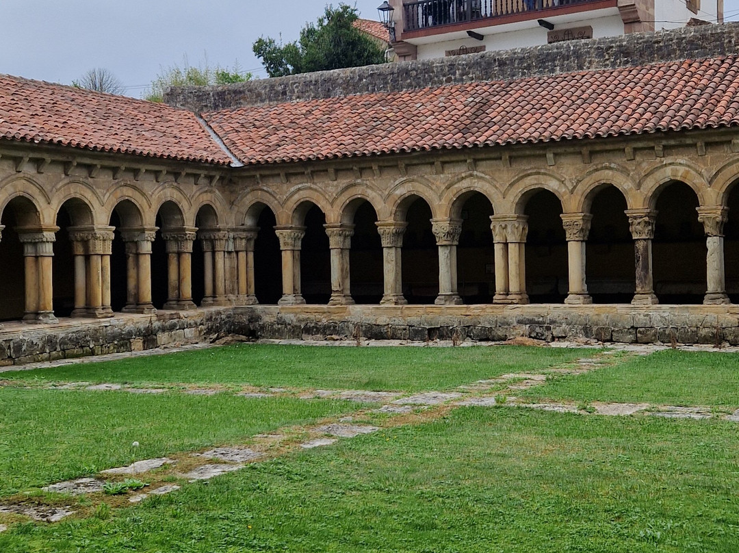 Colegiata De Santillana Del Mar-海边的散提亚拿必去景点