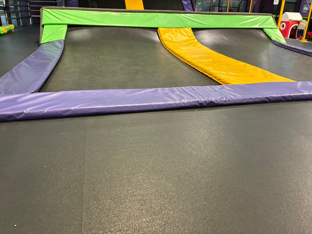 Get Air Cleveland-米德尔堡海茨必去景点