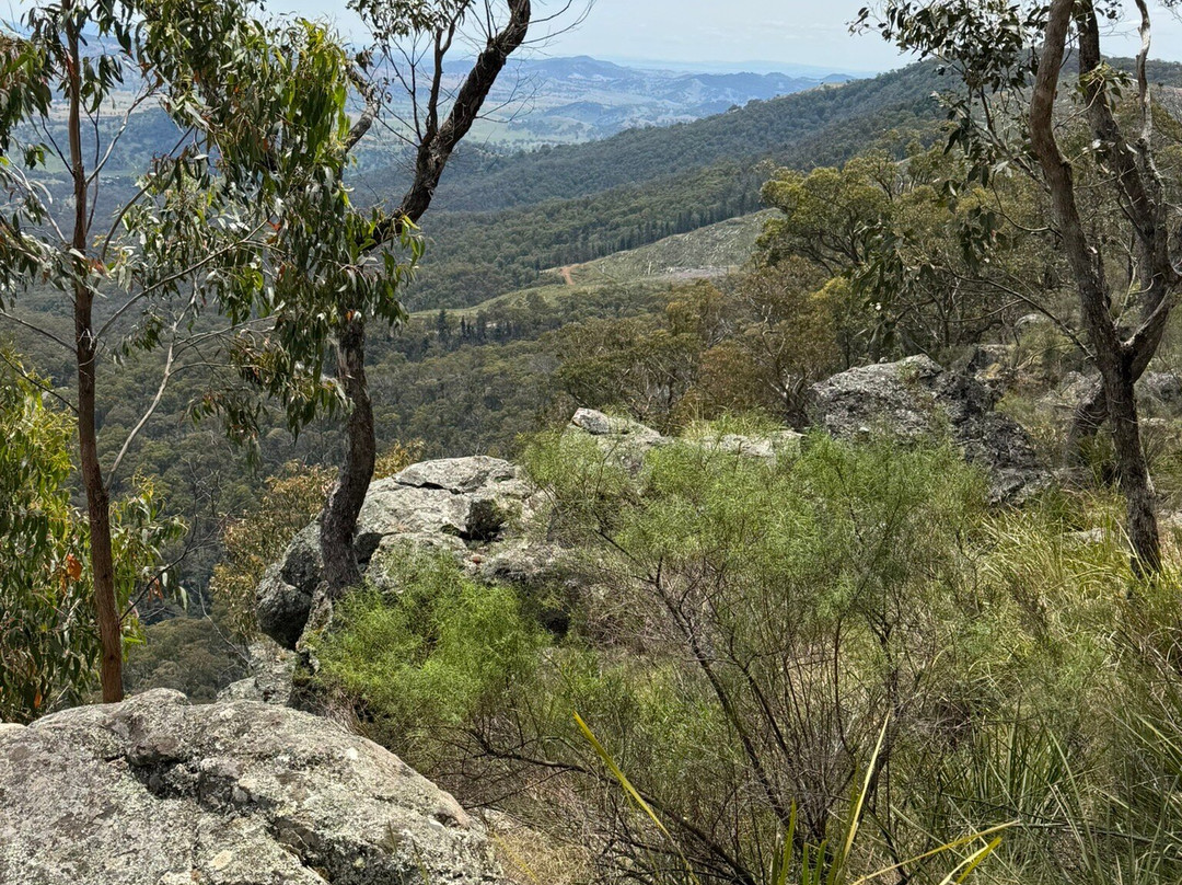 Hanging Rock Lookout-Nundle必去景点