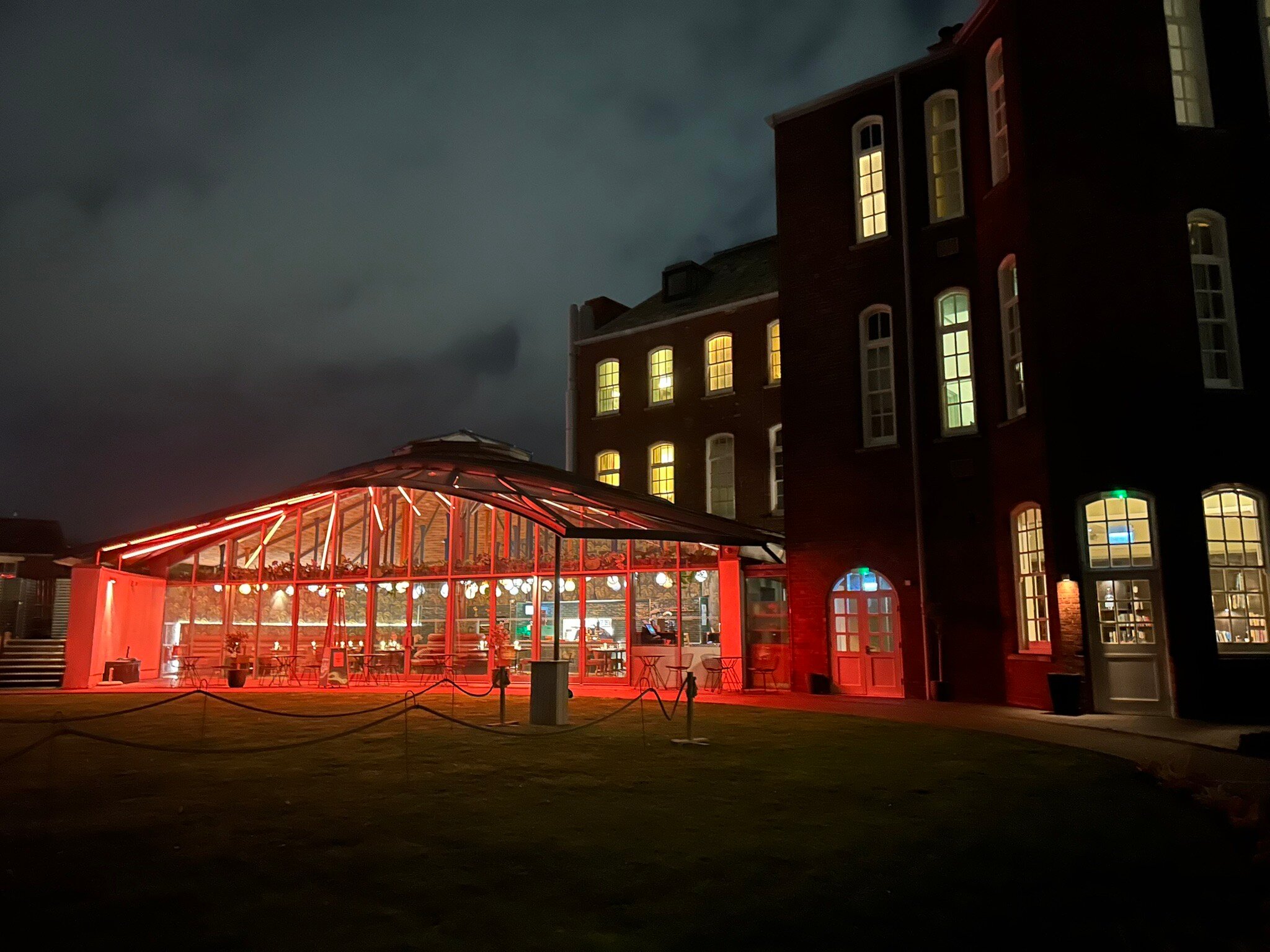 莫德林查普特酒店-官方