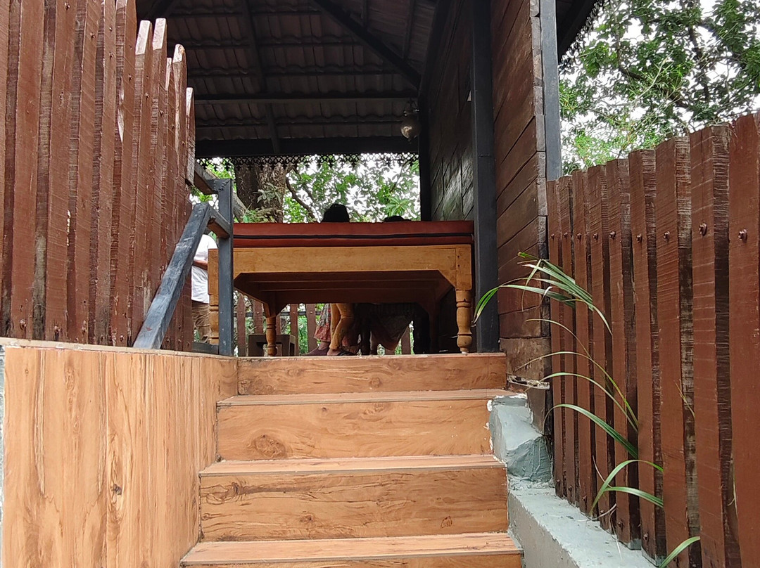 Sterling Padam Pench主图