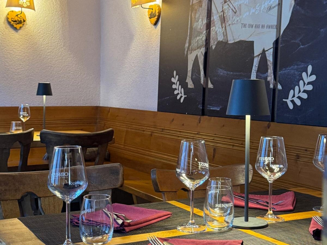 Hotel Restaurant La Tour D'Ai主图