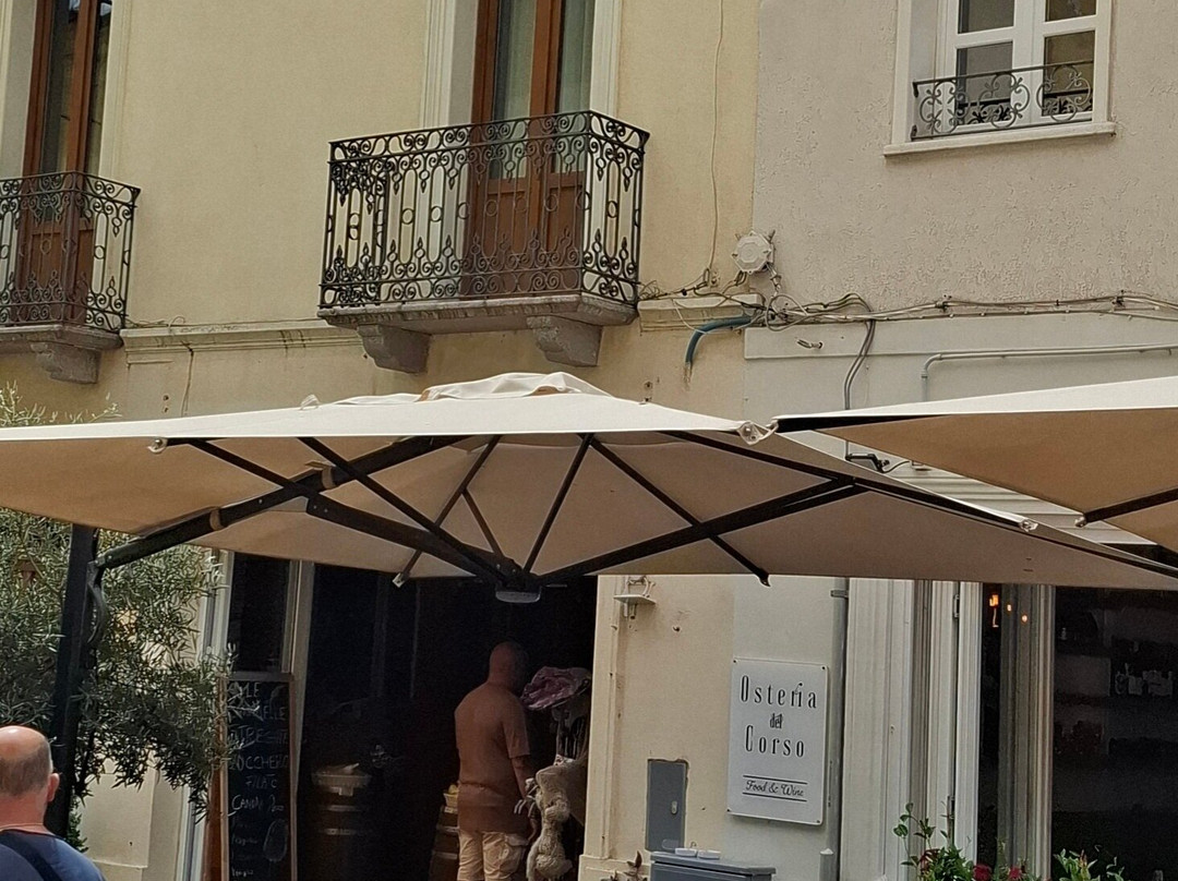 Corso Umberto I-奥尔比亚必去景点