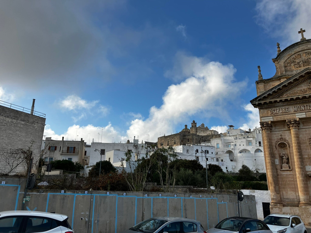 Viewpoint, Via Clemente Leonardo