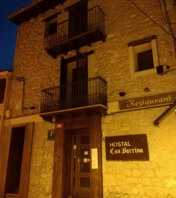 Arnes酒店住宿-Hostal Can Barrina