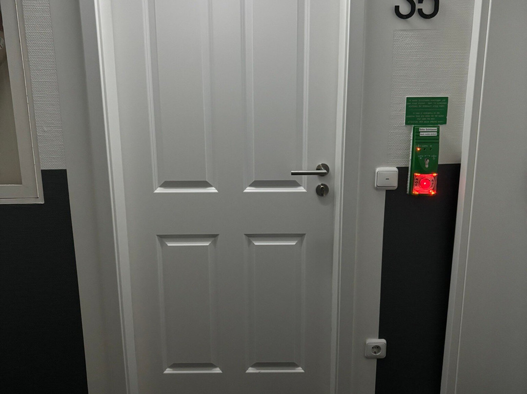 巴特敏登酒店主图