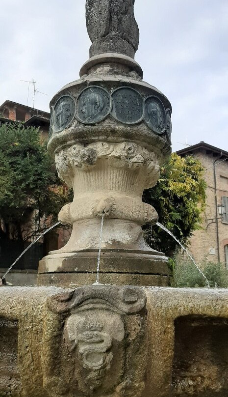 Il Giardino Della Poesia - Evadoavanti-Castell'Arquato必去景点