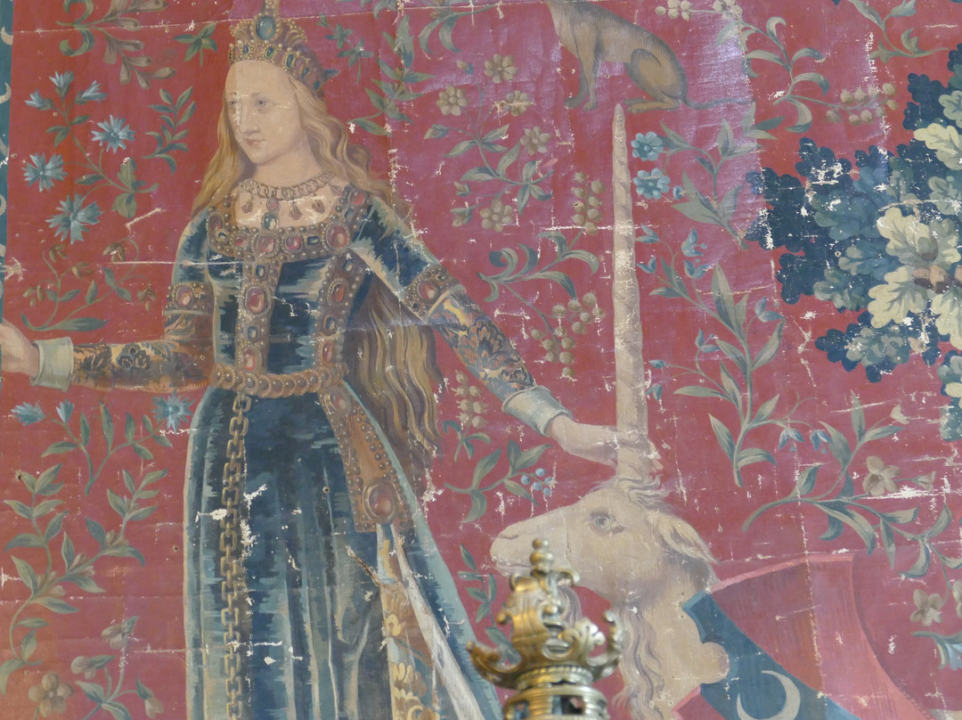 Chateau de Val-Lanobre必去景点