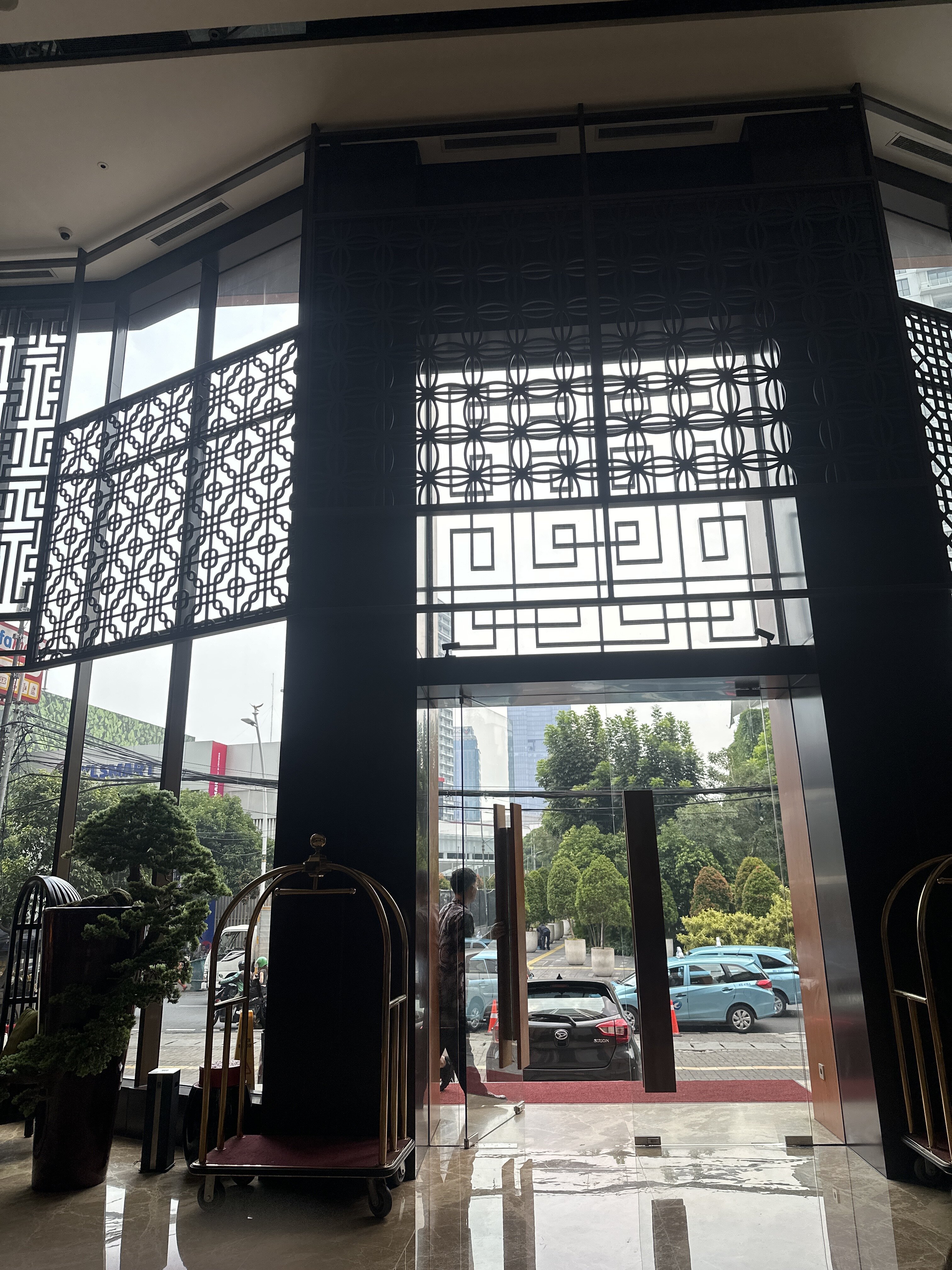 Ashley Tang Menteng-官方