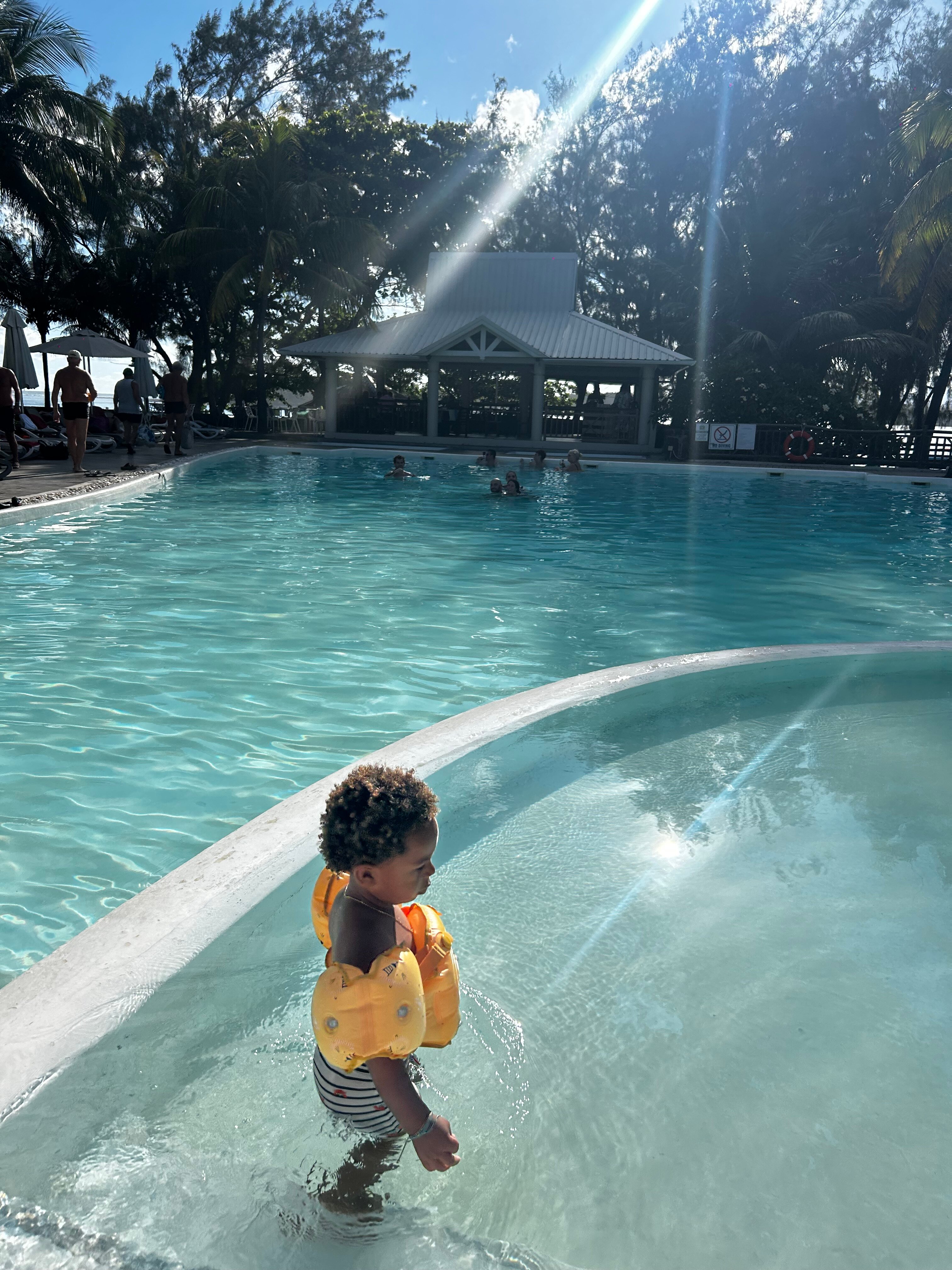 半岛湾海滩度假村-官方