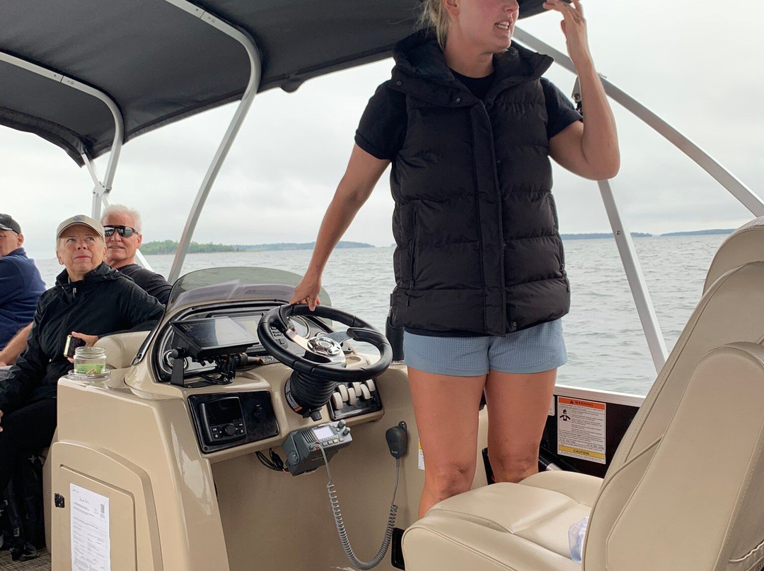 Salty Dog Sea Tours-Oak Island必去景点