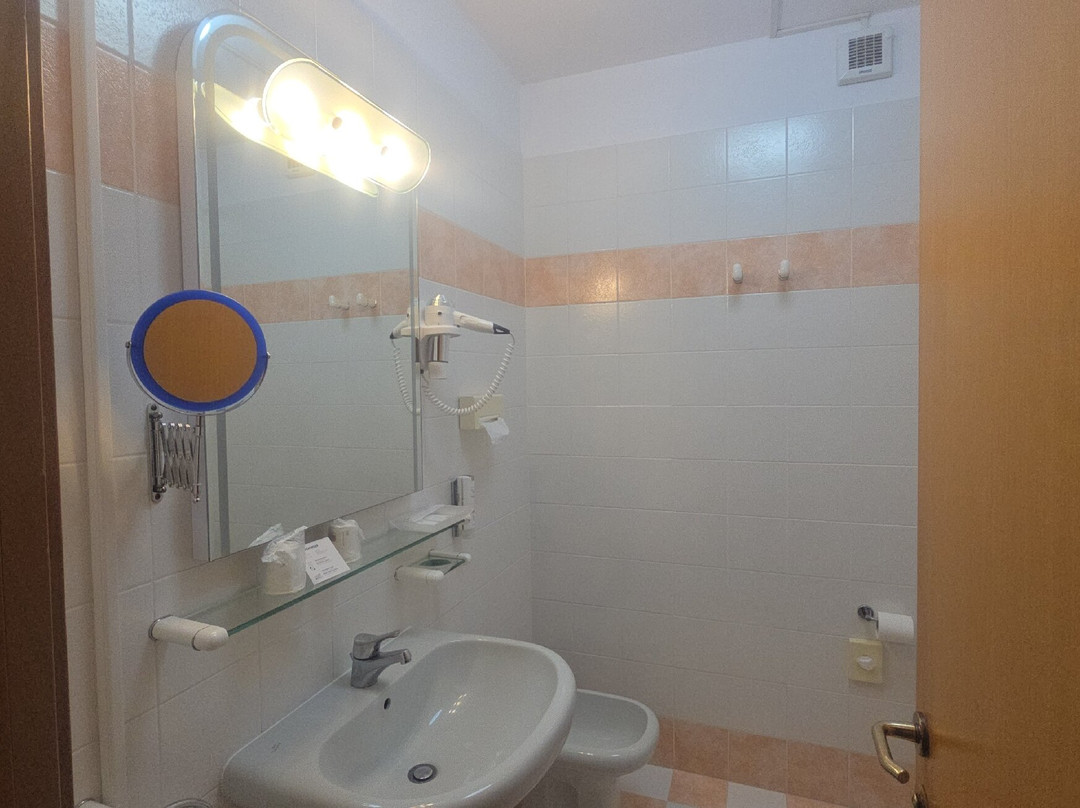 克里斯塔尔酒店主图