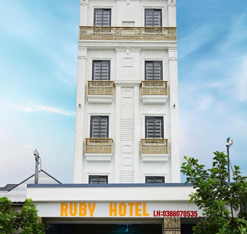 Ruby Hotel