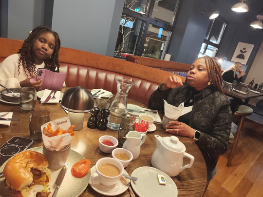 斯利歌城市酒店主图