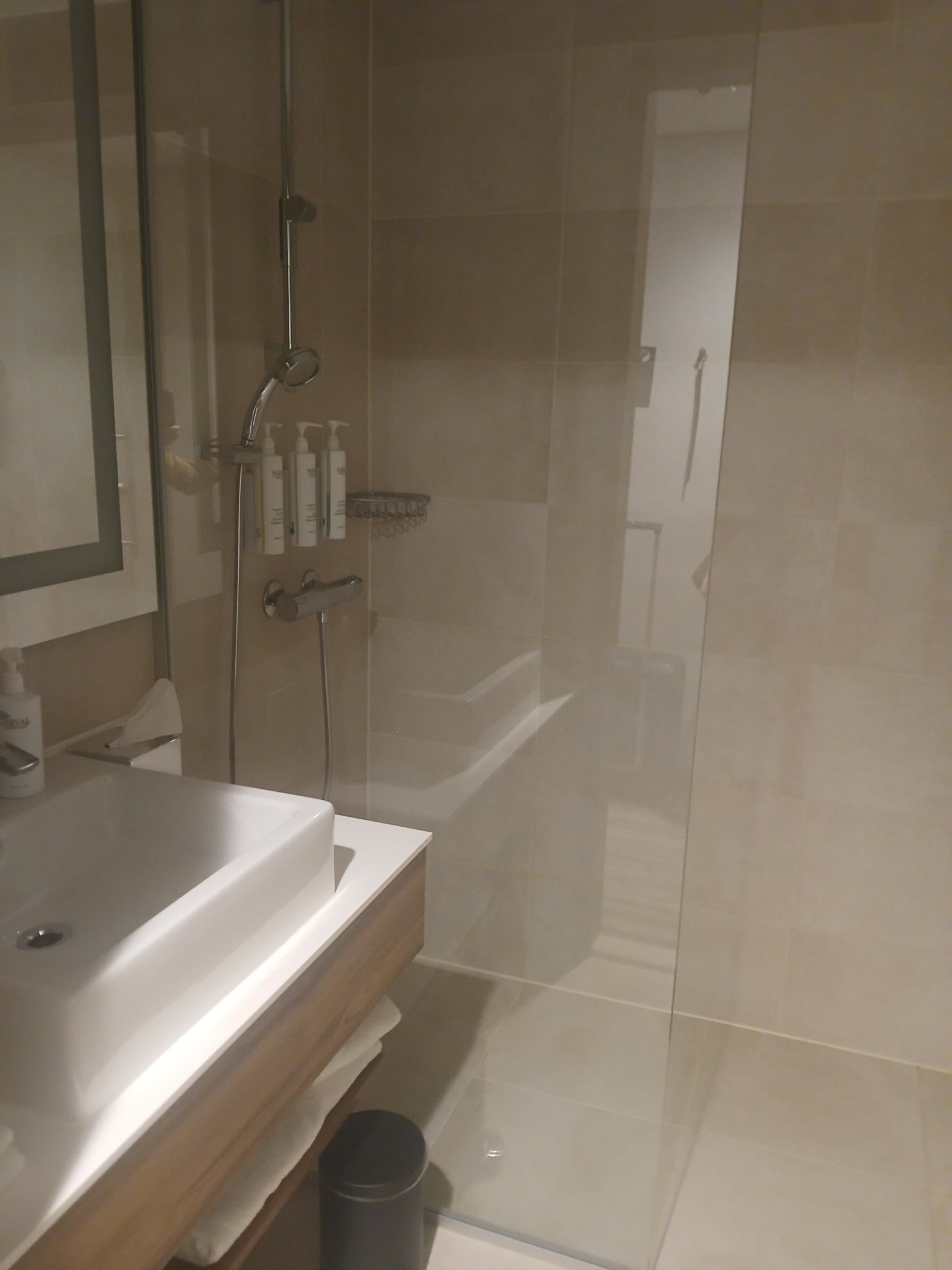 Courtyard by Marriott Tampere City-浴室