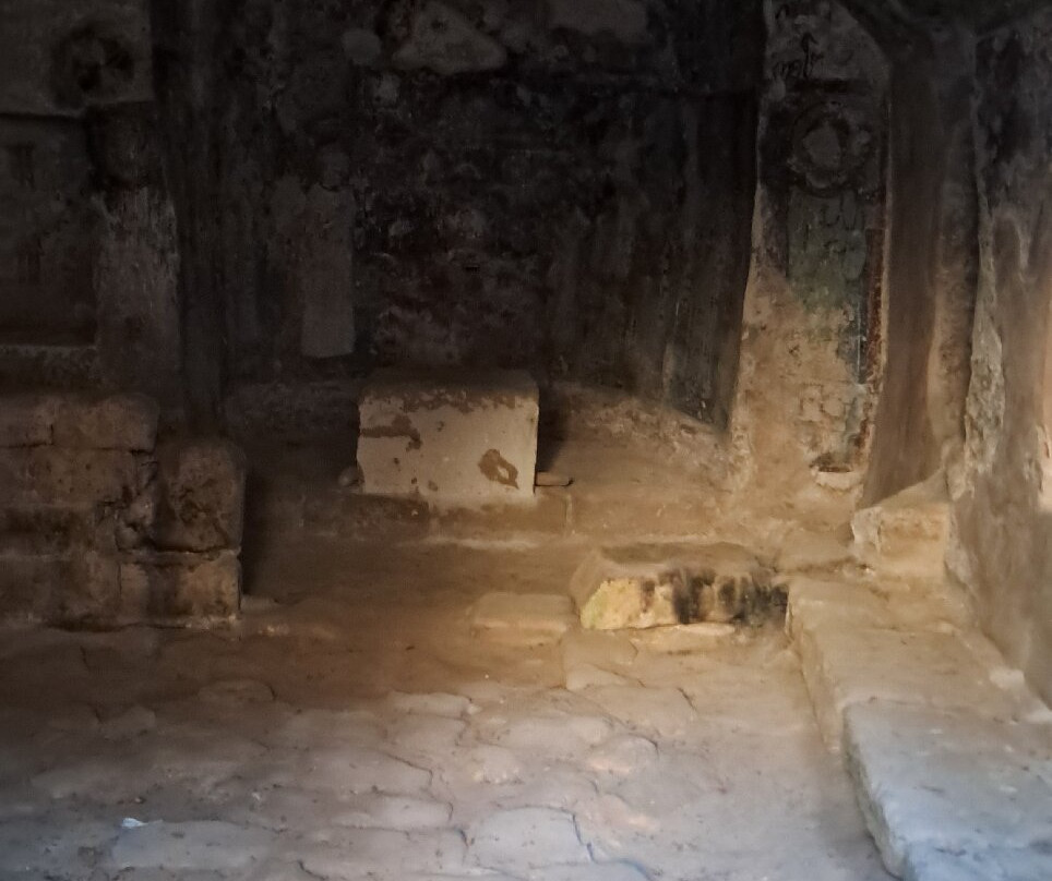 St. Solomon's Catacombs-帕福斯必去景点
