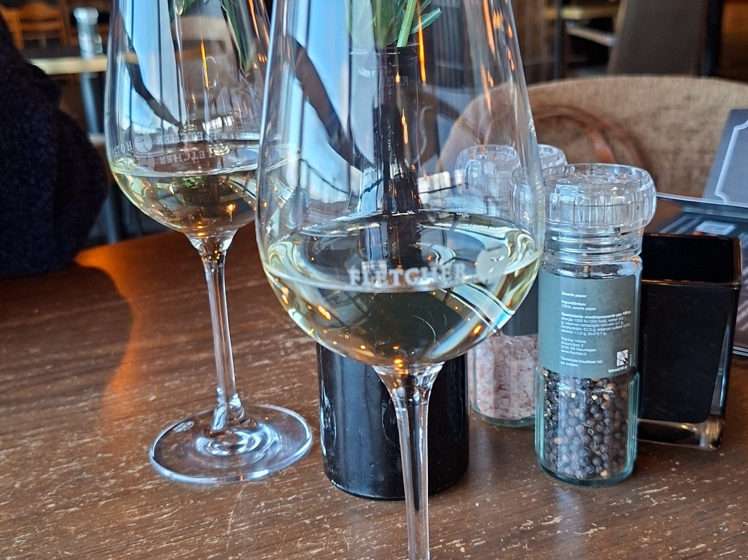 郁金香假日旅馆主图