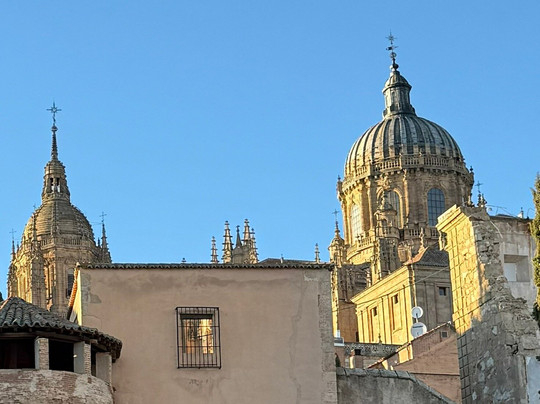 圣保罗酒店主图