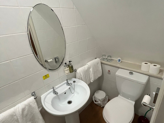 Knights Court Hotel主图