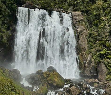 Marakopa Falls-怀托摩洞穴必去景点