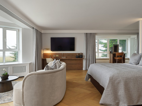 加利维奥酒店主图