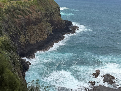 津劳也亚自然生物保护区-基拉韦厄必去景点