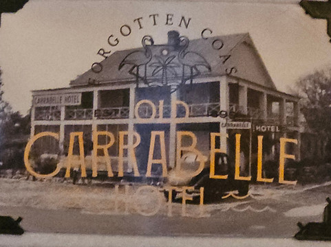 老卡拉贝尔酒店主图