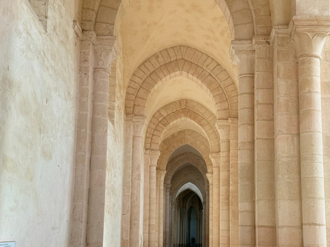 Abbaye de Pontigny-Pontigny必去景点