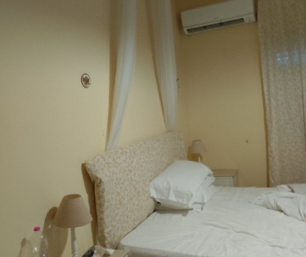 捷尼亚民宿主图