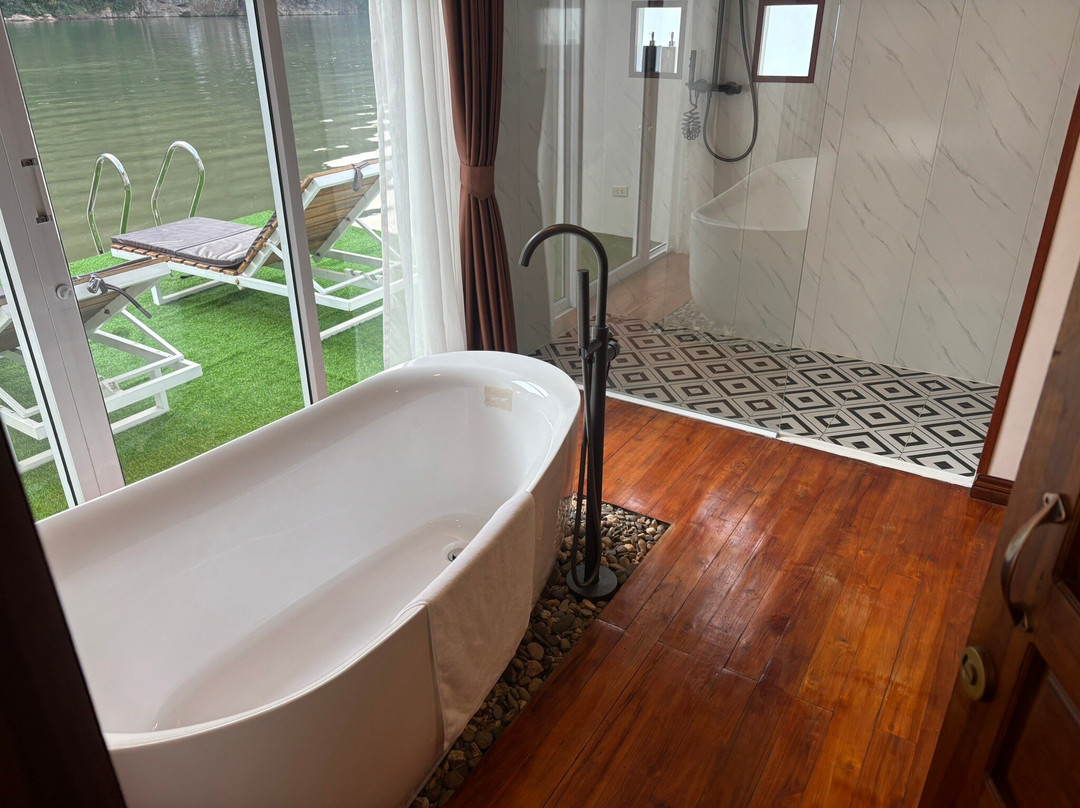 Ou River House主图