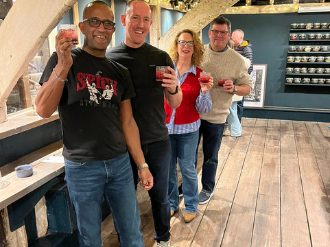 The Henley Distillery Gin Experience-泰晤士河畔亨利必去景点