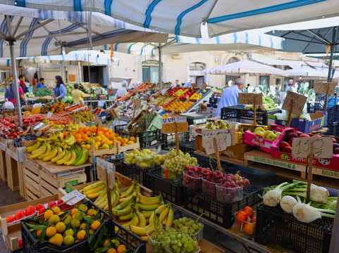 Mercato di Ortigia-锡拉库扎必去景点