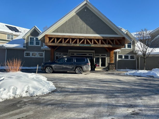 绿山套房酒店-官方